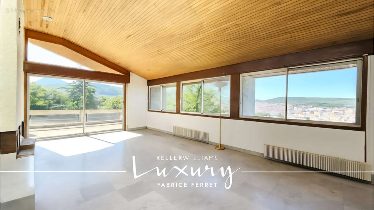 Maison à CLERMONT-FERRAND