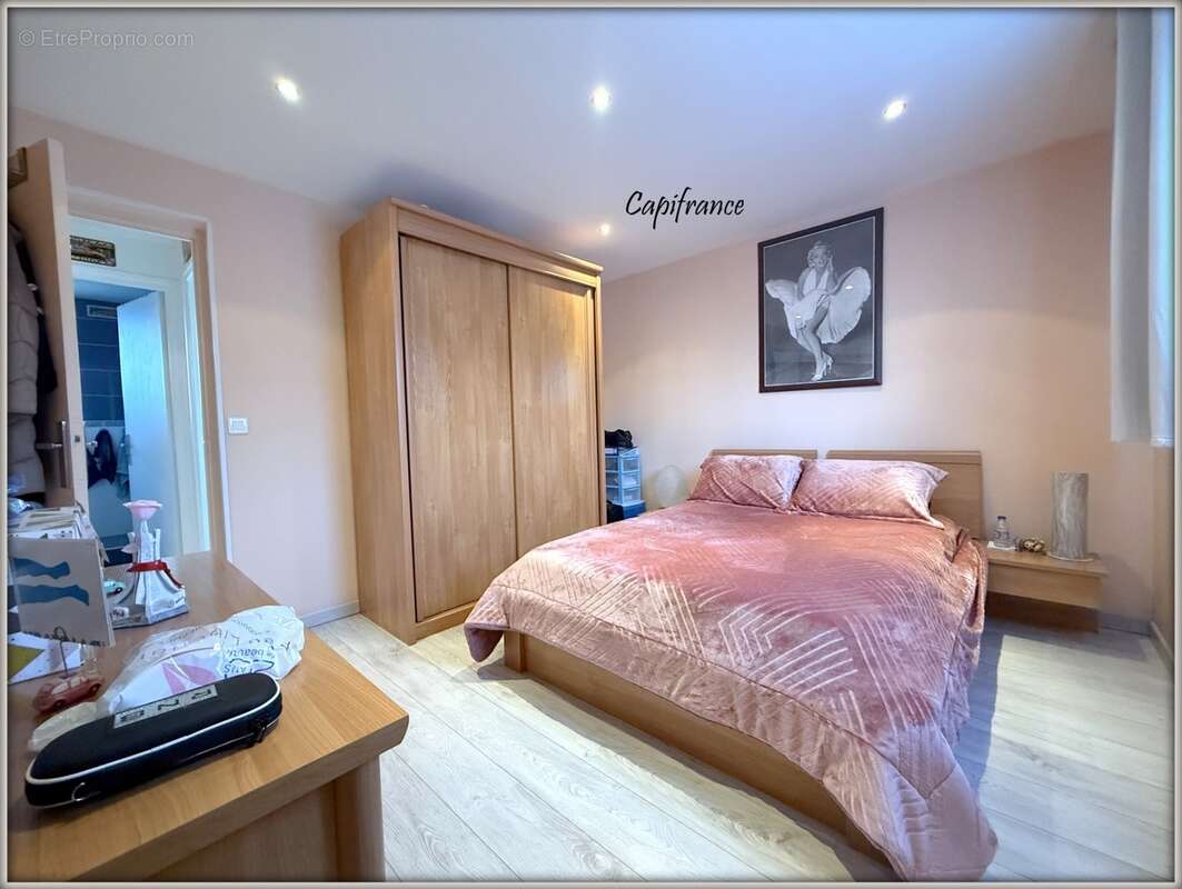 Drancy - immeuble 2 appartements f3 + garages + jardin - photo 5
