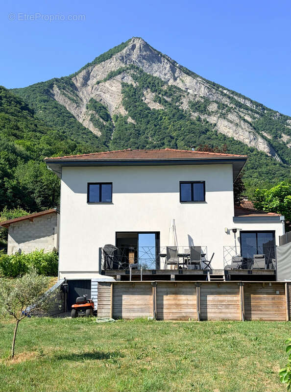 Maison à SAINT-PAUL-DE-VARCES