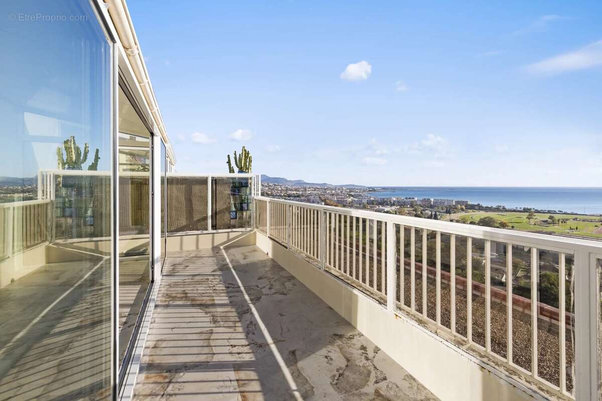 Appartement à CAGNES-SUR-MER
