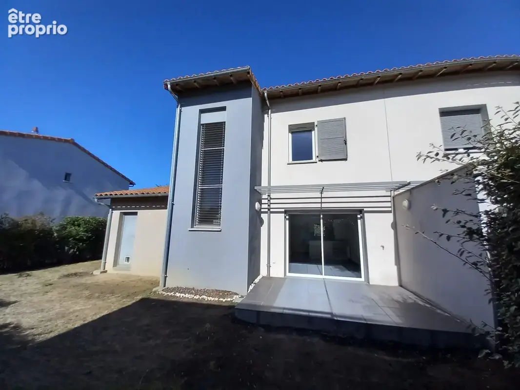 Maison à BRUGUIERES