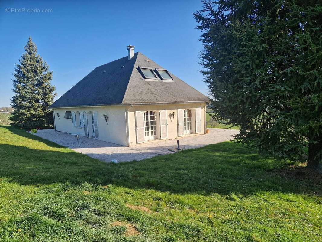 Photo 2 - Maison à SAINT-SYMPHORIEN-DES-BOIS