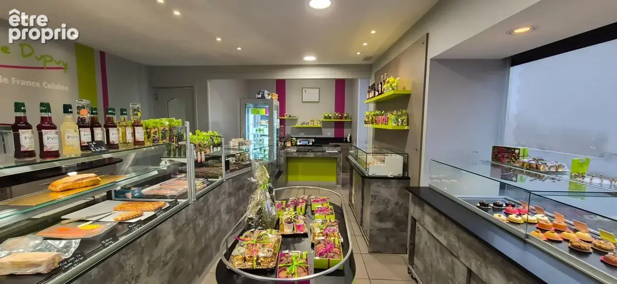 Patissier - Chocolatier - Traiteur à vendre à LEZOUX (63) - photo 2