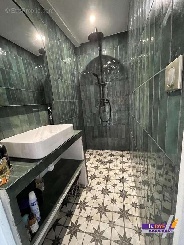 Maison 145 m² à Coubron  - photo 8