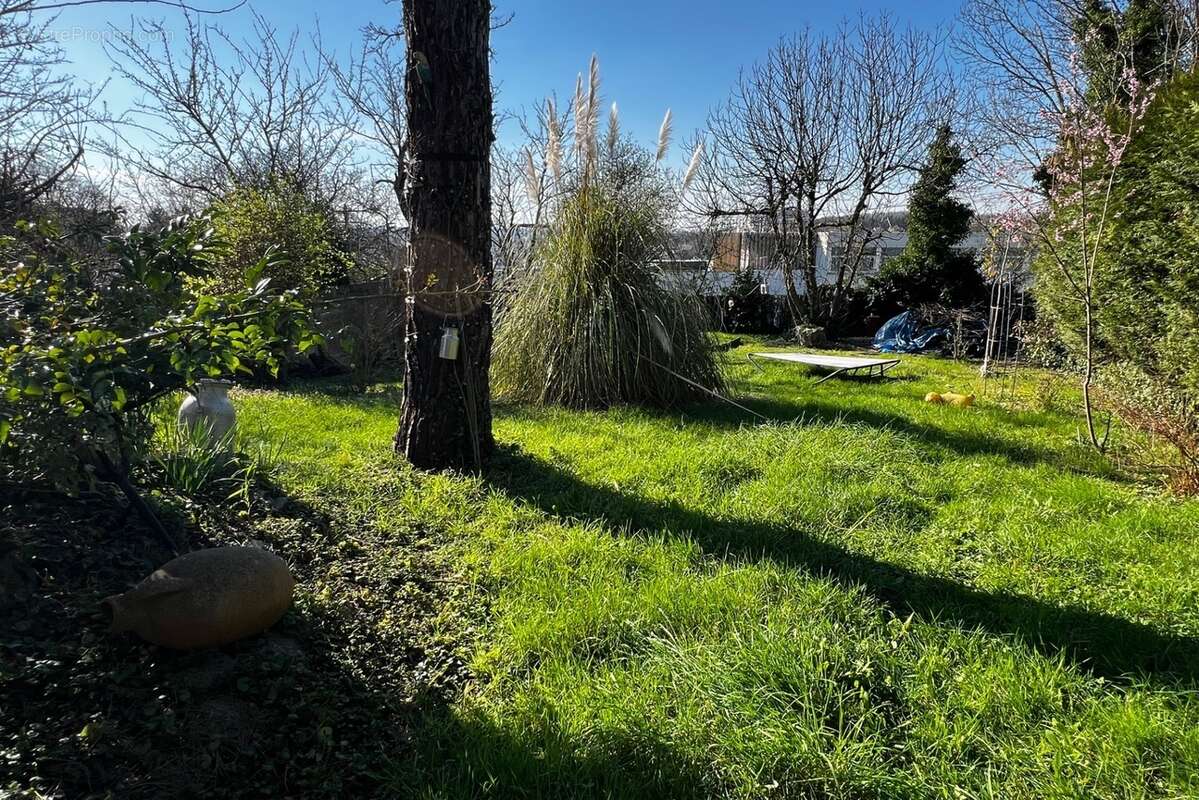 Maison 94 m² à Gagny  - photo 3