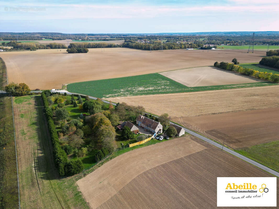 Maison à VAUGRIGNEUSE