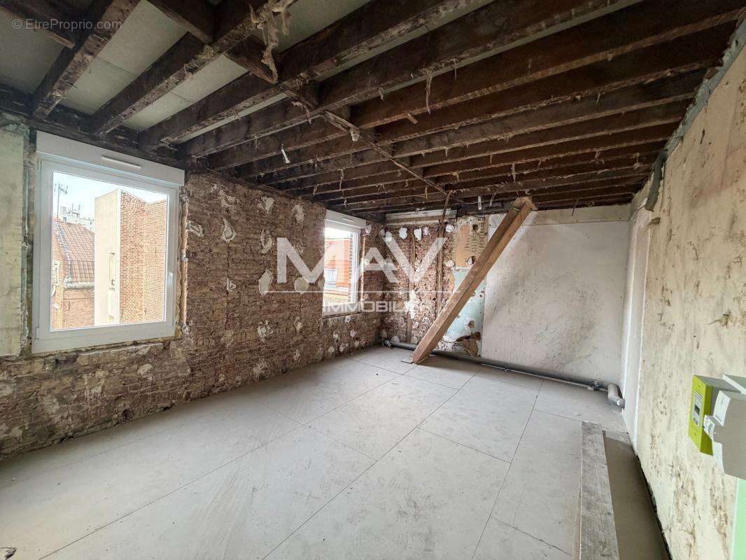 Appartement 3110 m² à Lille  - photo 8