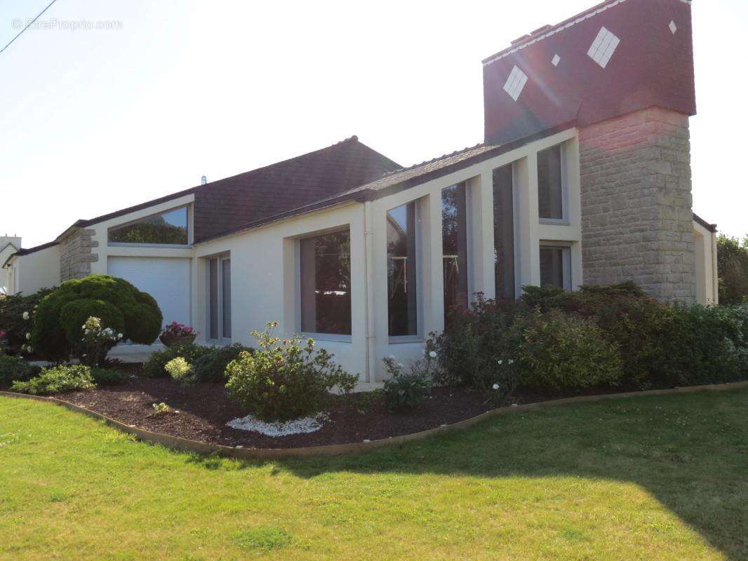 Maison à KERSAINT-PLABENNEC