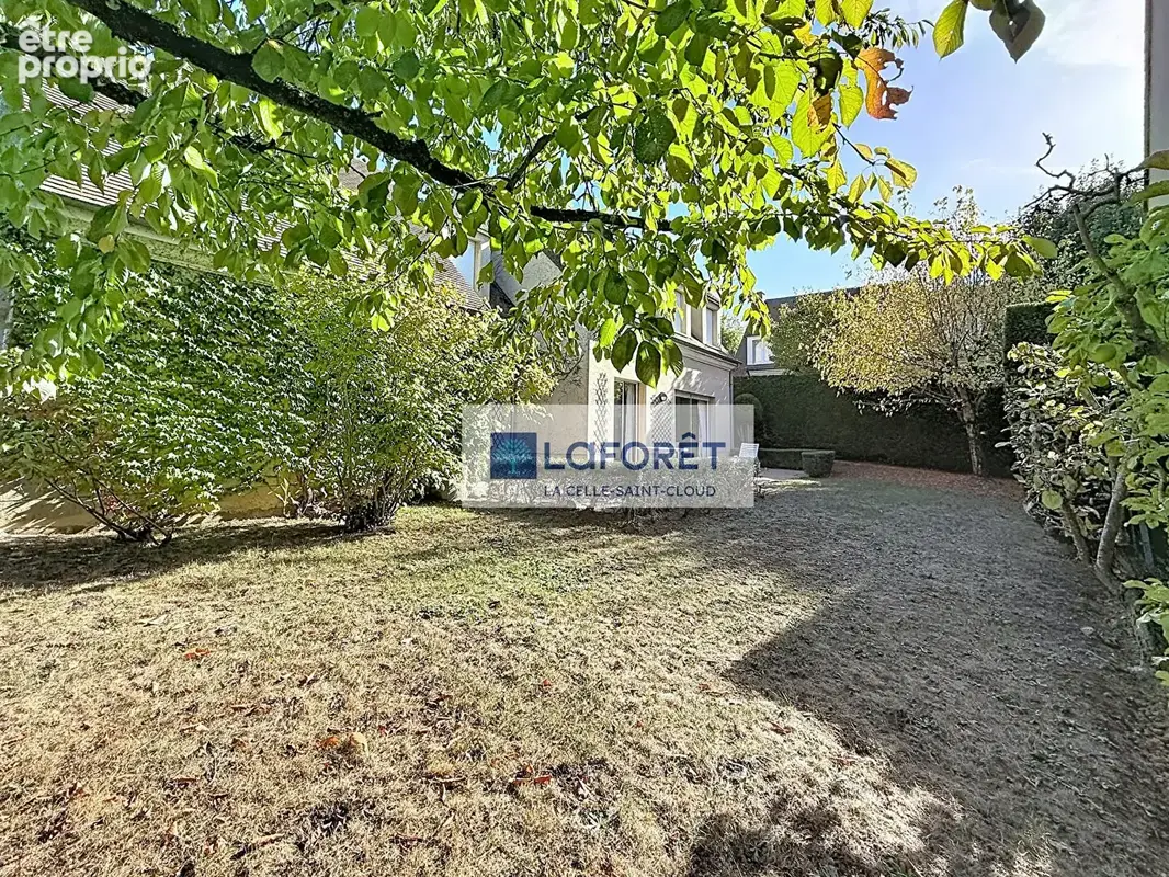 Maison Familiale 9 Pièces - Louveciennes - Jardin & Calme Absolu - photo 4