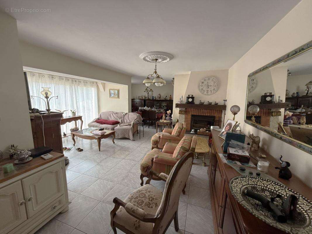 Maison 112 m² à Cazilhac  - photo 2
