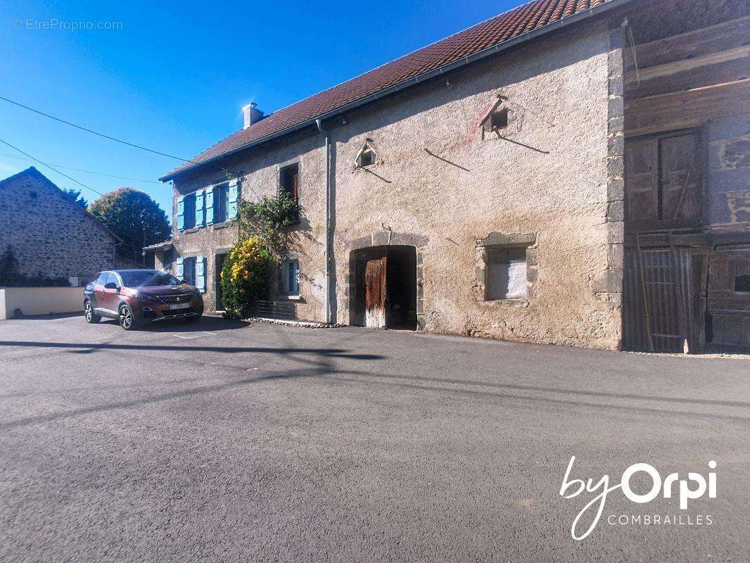 Maison à SAINT-OURS