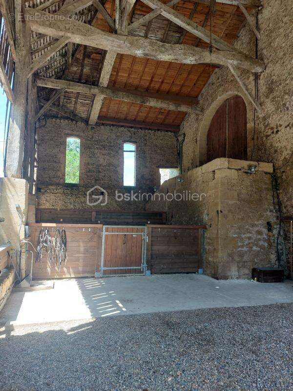 Maison à BOURDELLES