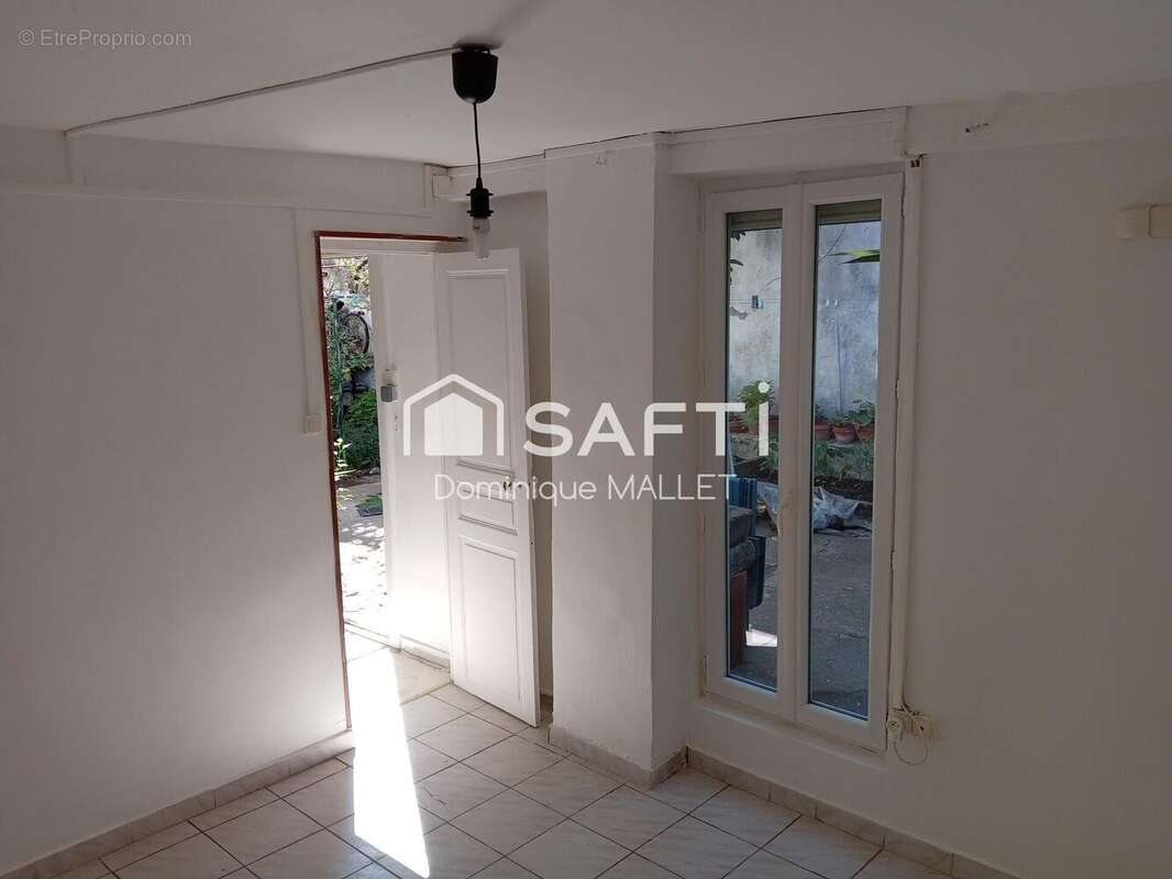 Photo 7 - Maison à NIMES