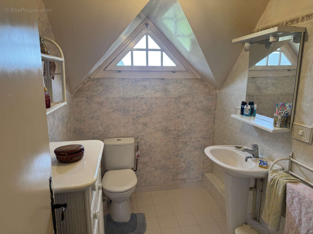 Maison à CORNEVILLE-SUR-RISLE