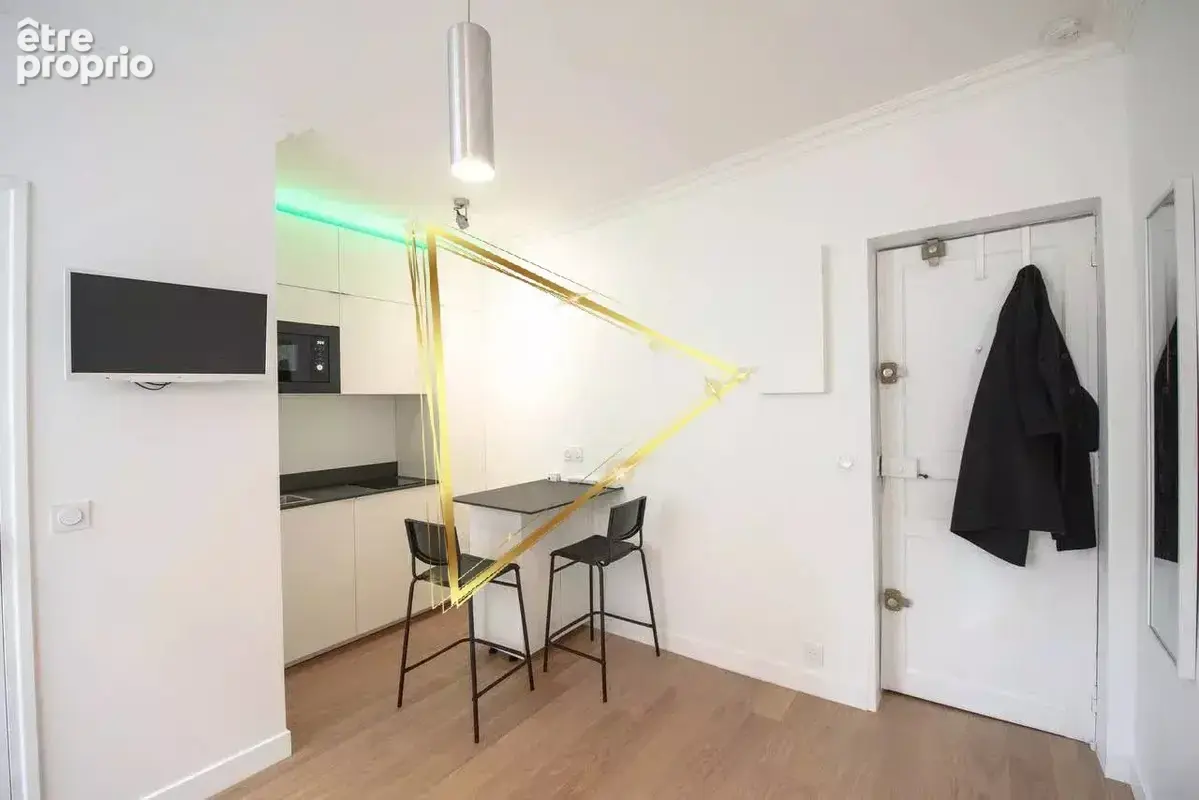 Studio refait à neuf au pied de Montmartre ! - photo 2
