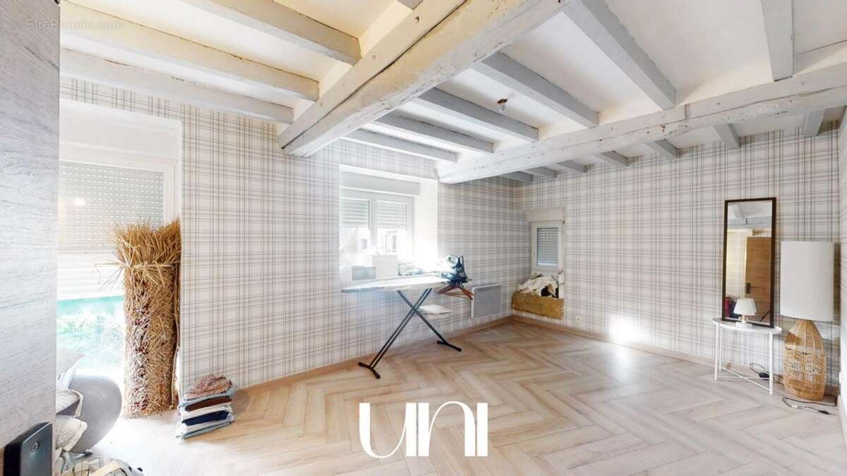 Maison à TROIS-MONTS