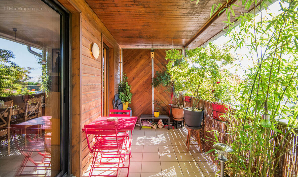 Appartement à SEBAZAC-CONCOURES