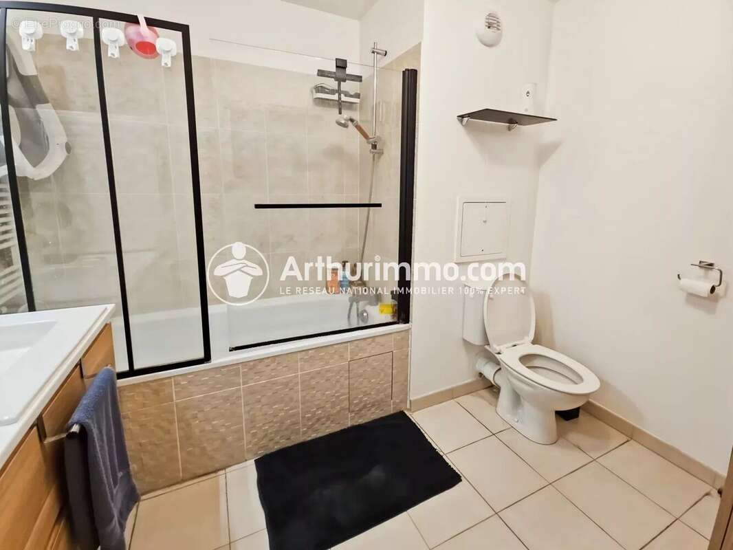 Appartement à SAINT-PIERRE-DU-PERRAY