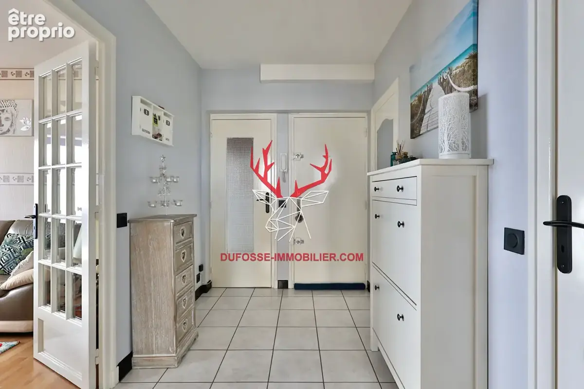 BRON : EXCLUSIVITÉ : Appartement T4 76 m² dernier étage avec balcon, - photo 6