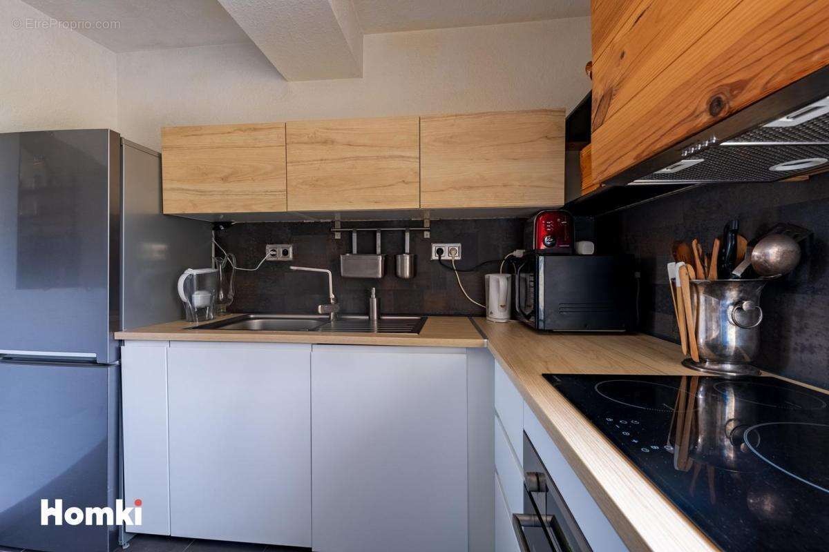 Appartement à ROQUEVAIRE
