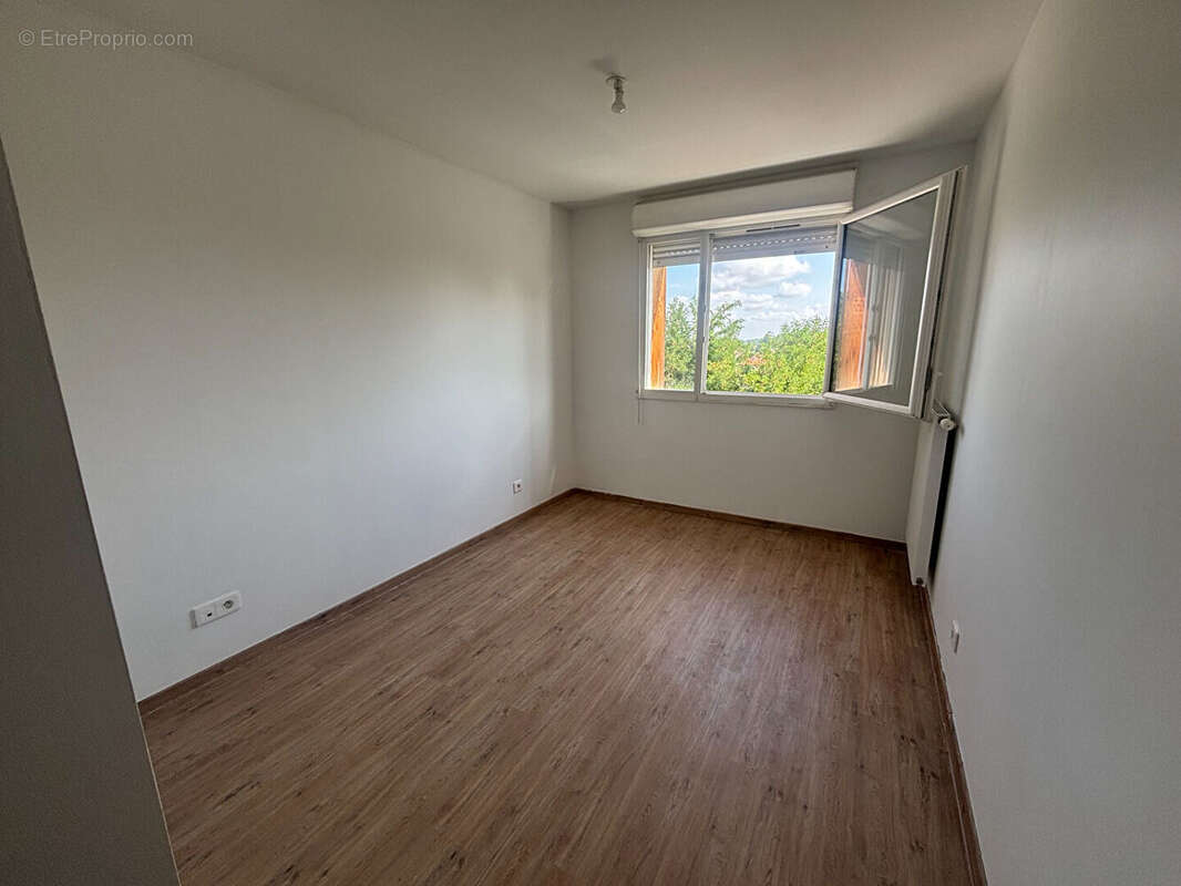 Appartement Bruges 3 pièce(s) 64 m2 - photo 4