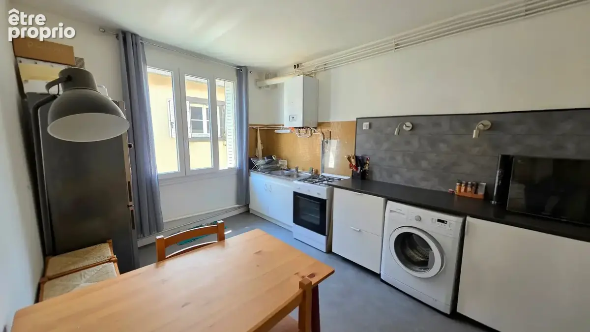 PONT-DU-CHÂTEAU / Ensemble immobilier à vendre avec six appartements pour investisseurs ! - photo 7