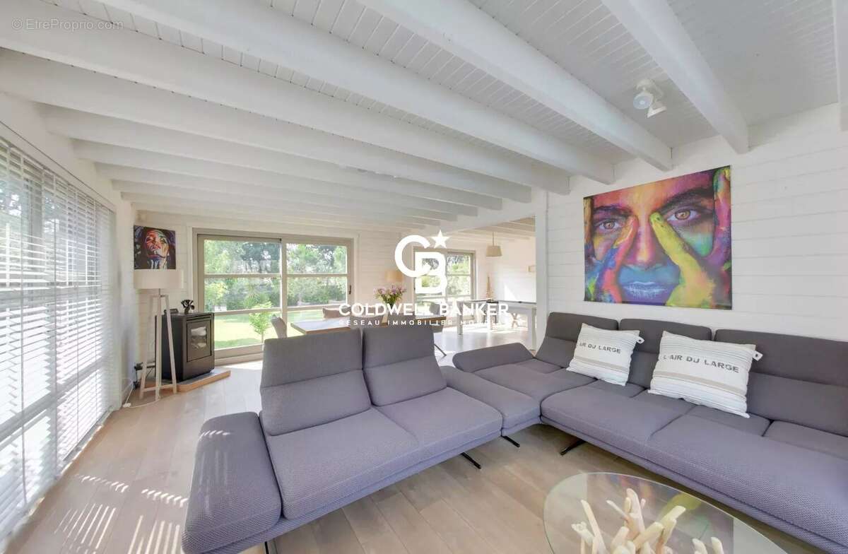 Maison à VILLENEUVE-DE-LA-RAHO