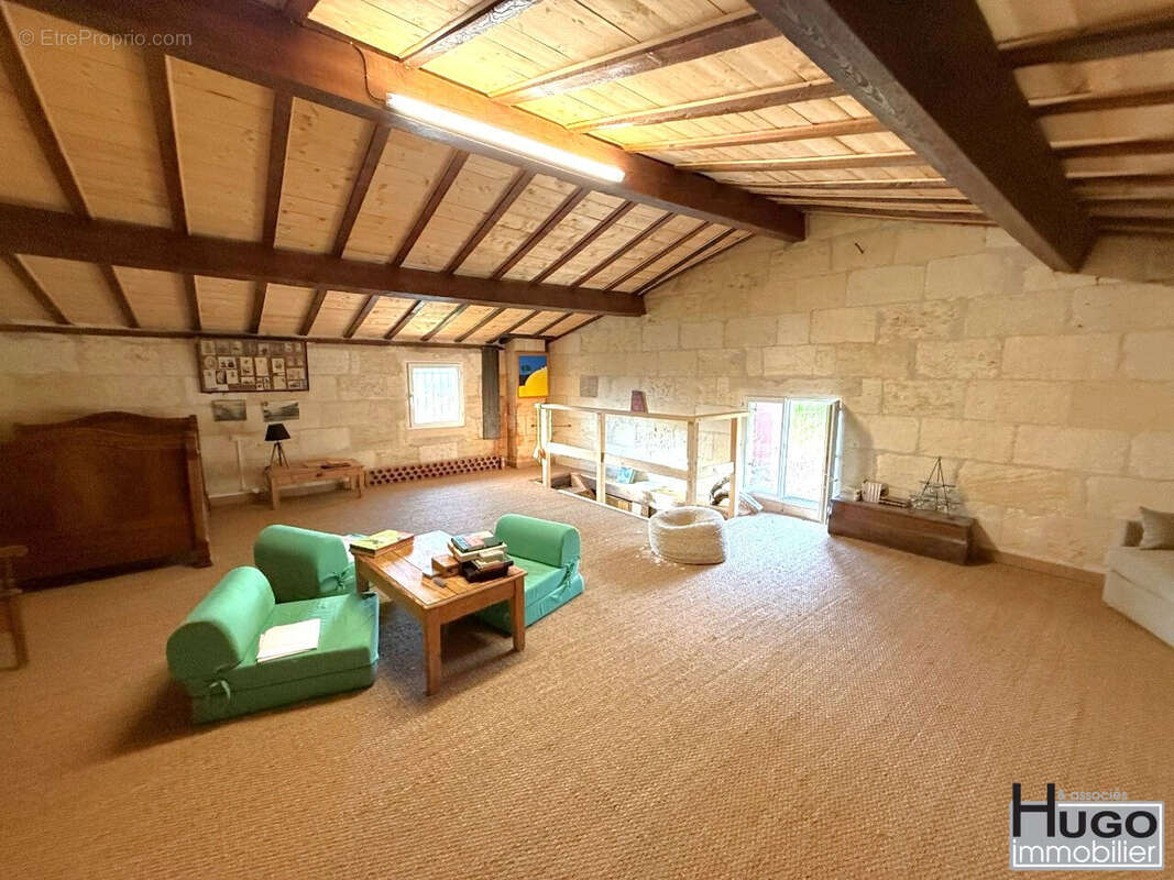 Maison à QUINSAC