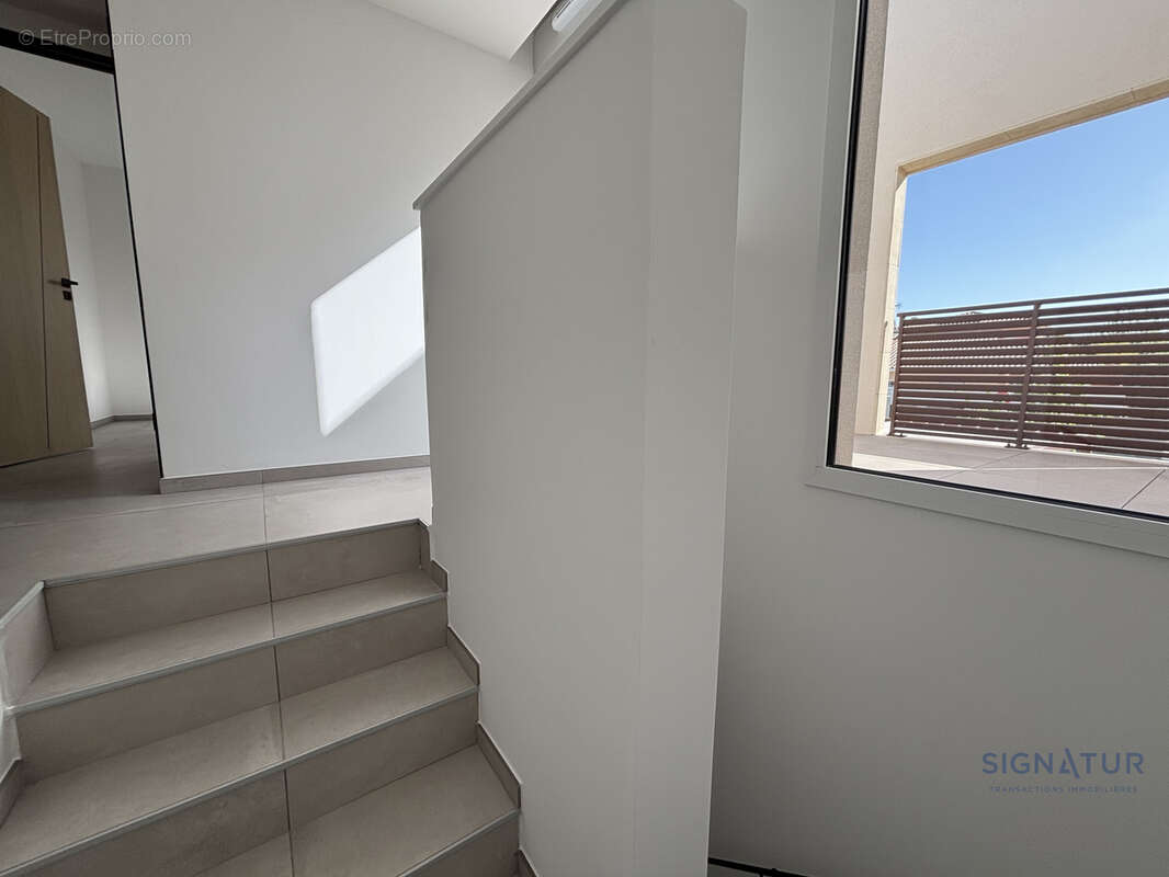 Appartement à CASTRIES