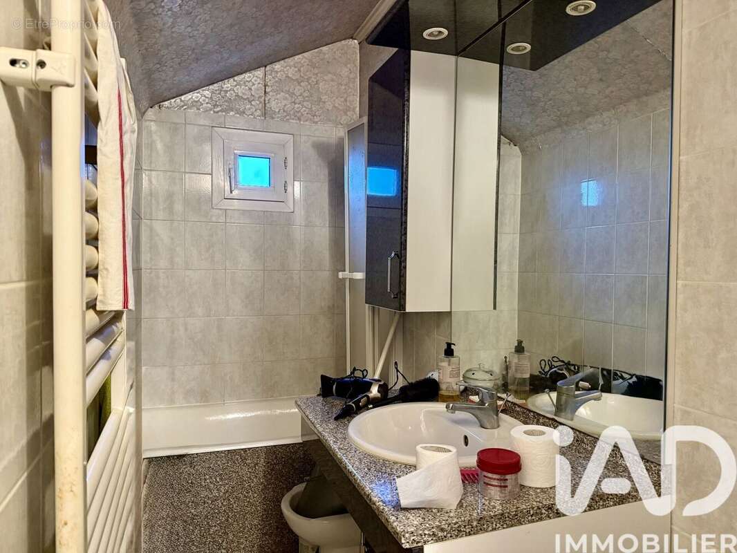 Photo 8 - Maison à VIRY-CHATILLON