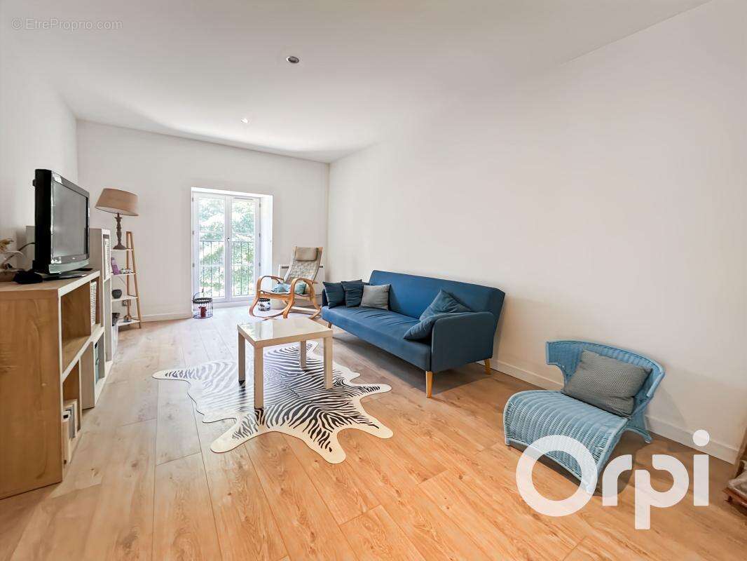 Propriété d'exception en pierre de 576 m² habitables - 6 suites - Cadre verdoyant - photo 19