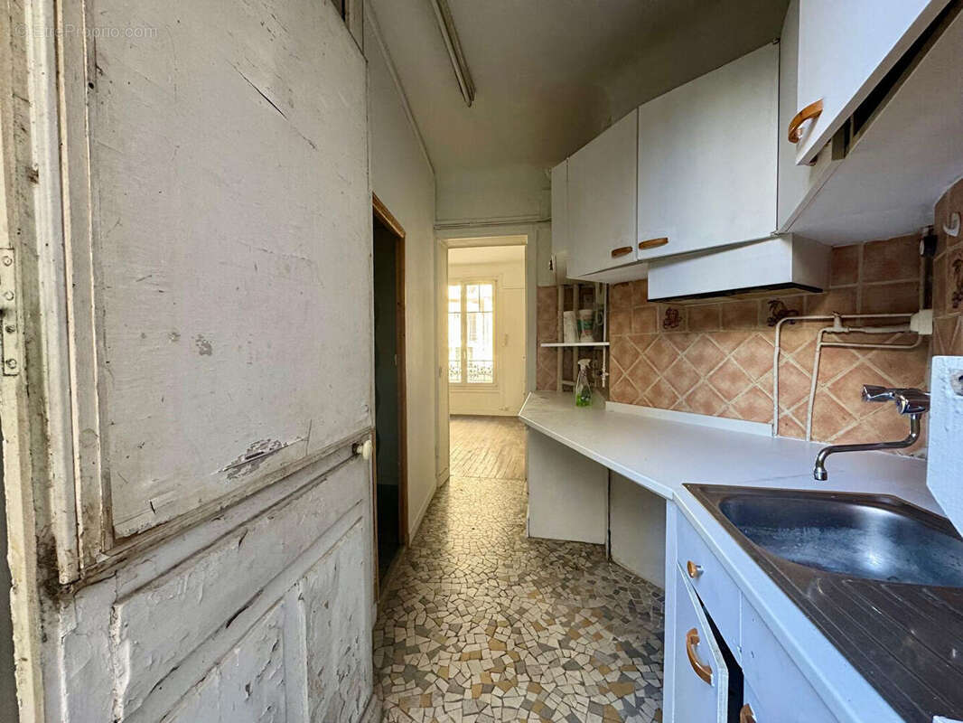 Appartement à PARIS-20E