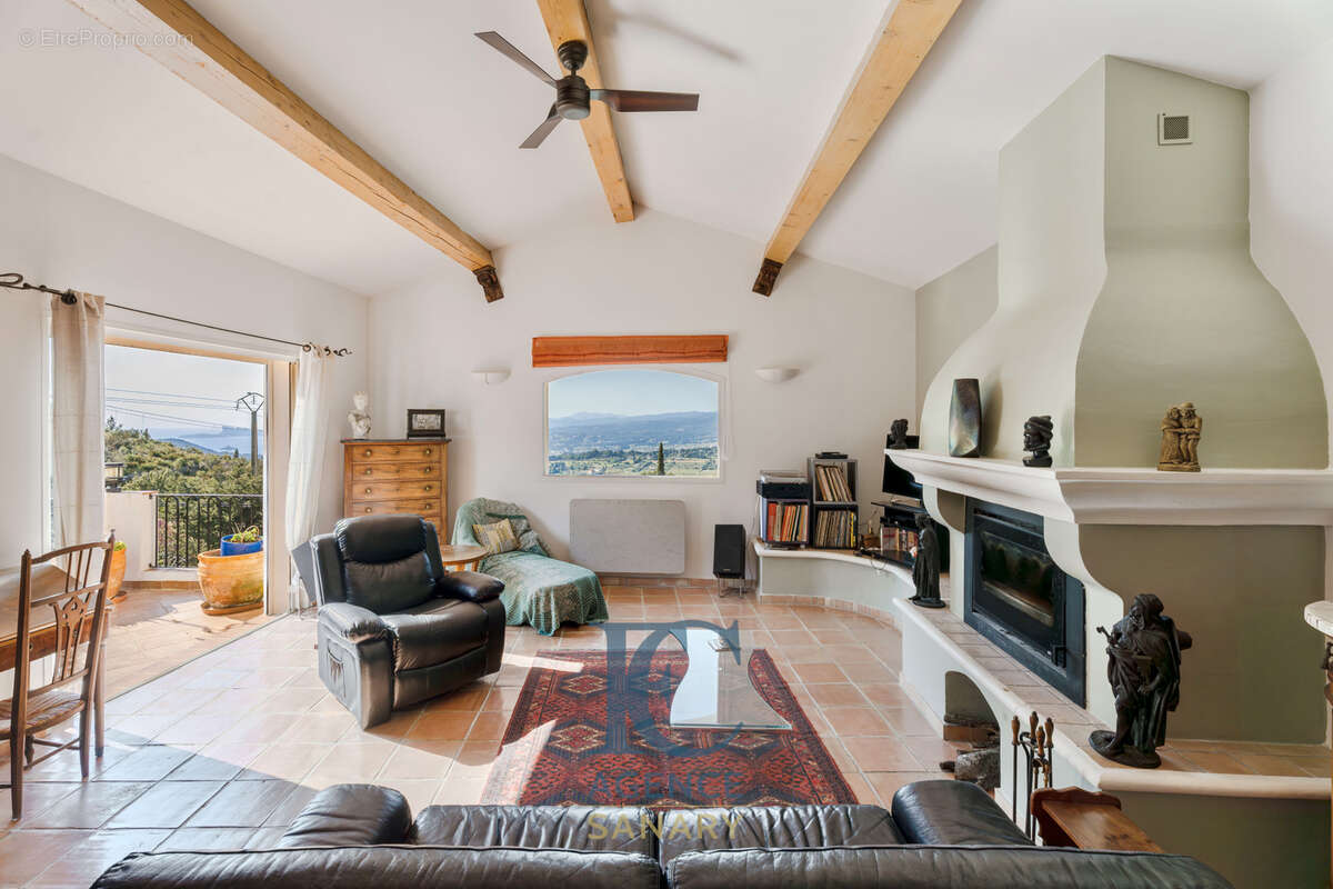 Superbe Maison 210 m2 vue mer au calme - photo 4