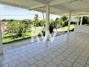 Maison à TERRE-DE-BAS