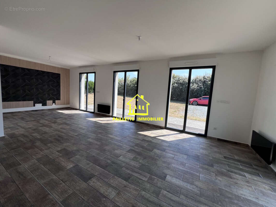 Maison 218 m² à Saint-Romain-De-Colbosc  - photo 4