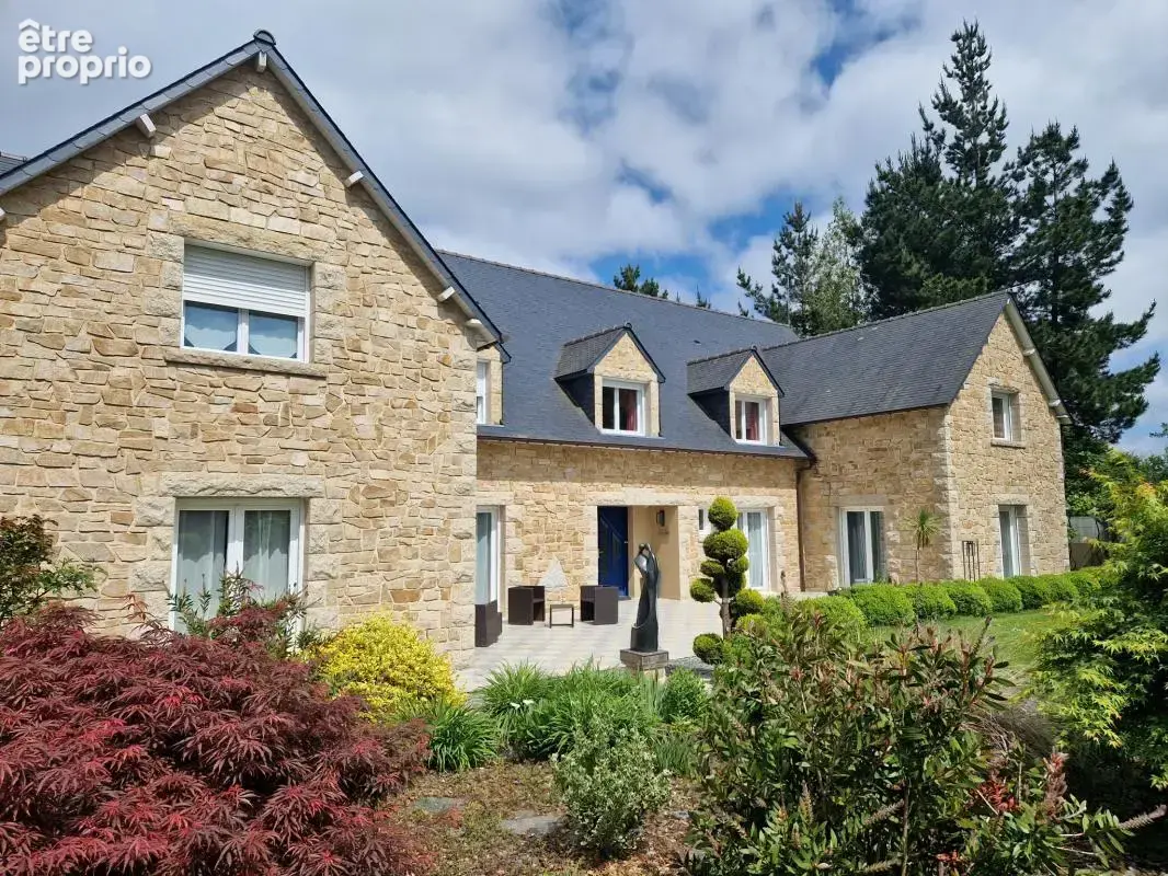 Maison à PLEGUIEN