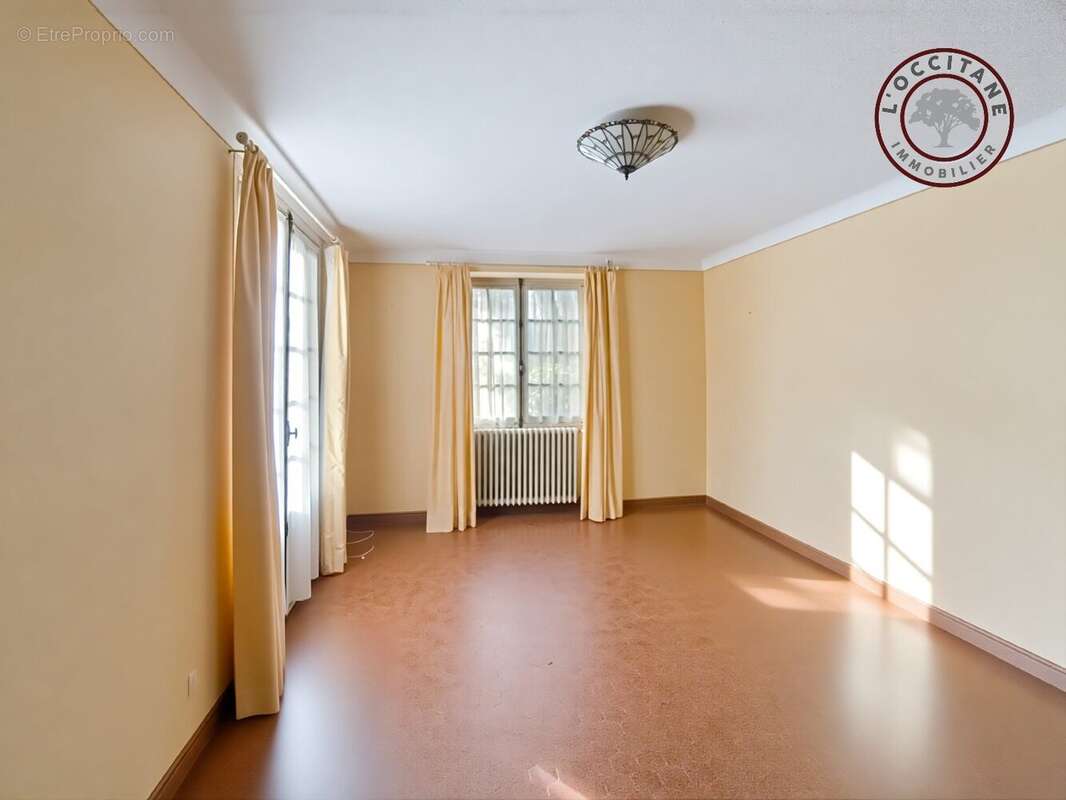 Maison à MAUVEZIN