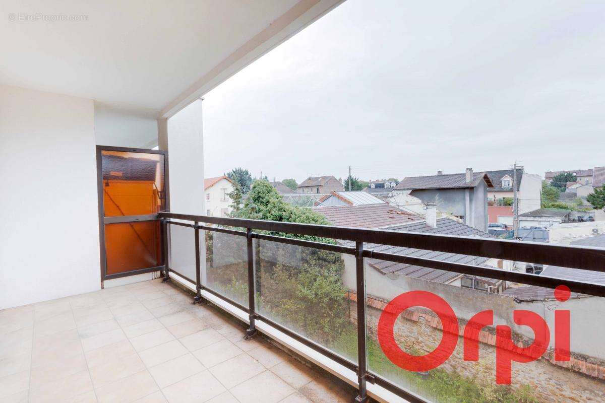 Appartement à LIVRY-GARGAN