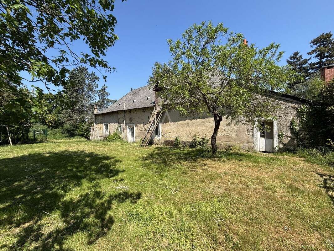 Maison à MIRE