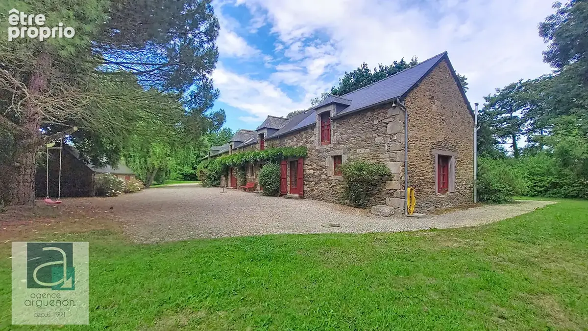 SOUS OFFRE -Entre Dinan et la côte - belle propriété à Corseul  sur 1+ hectares - photo 17