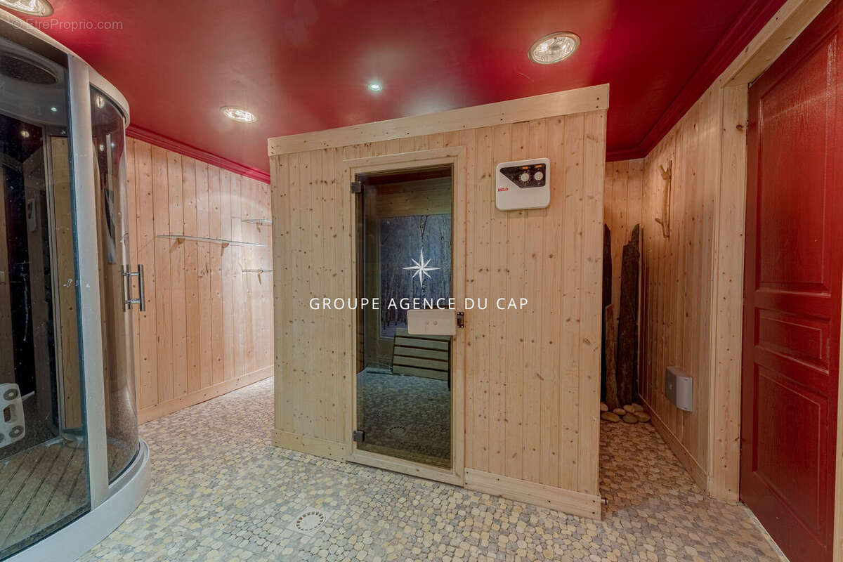 Saint raphael valescure villa 6 pieces avec piscine - photo 15