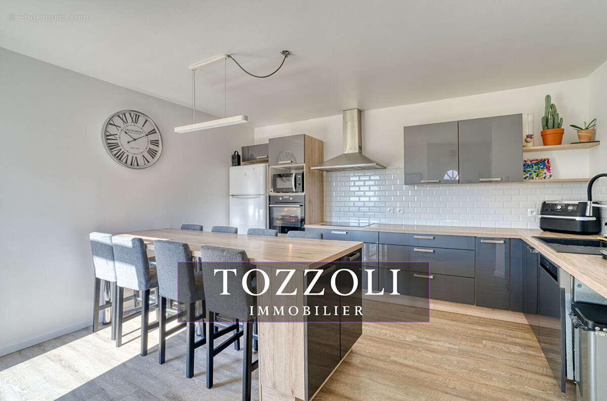 Maison à SAINT-QUENTIN-FALLAVIER