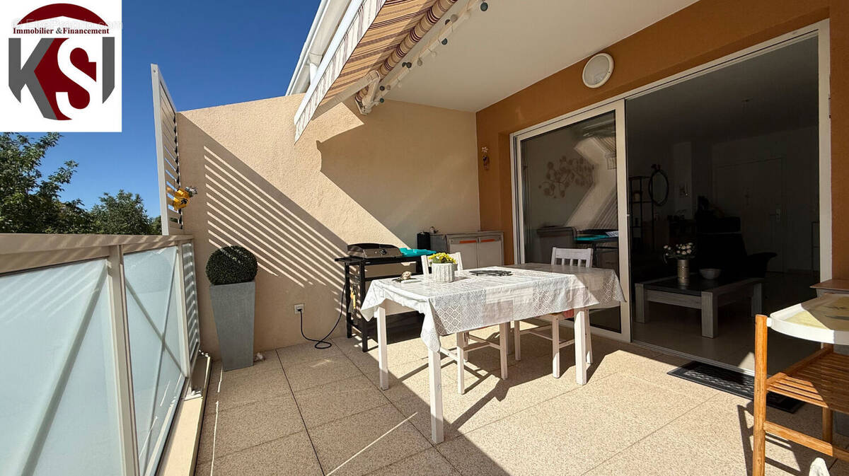 Appartement à SEILLONS-SOURCE-D'ARGENS