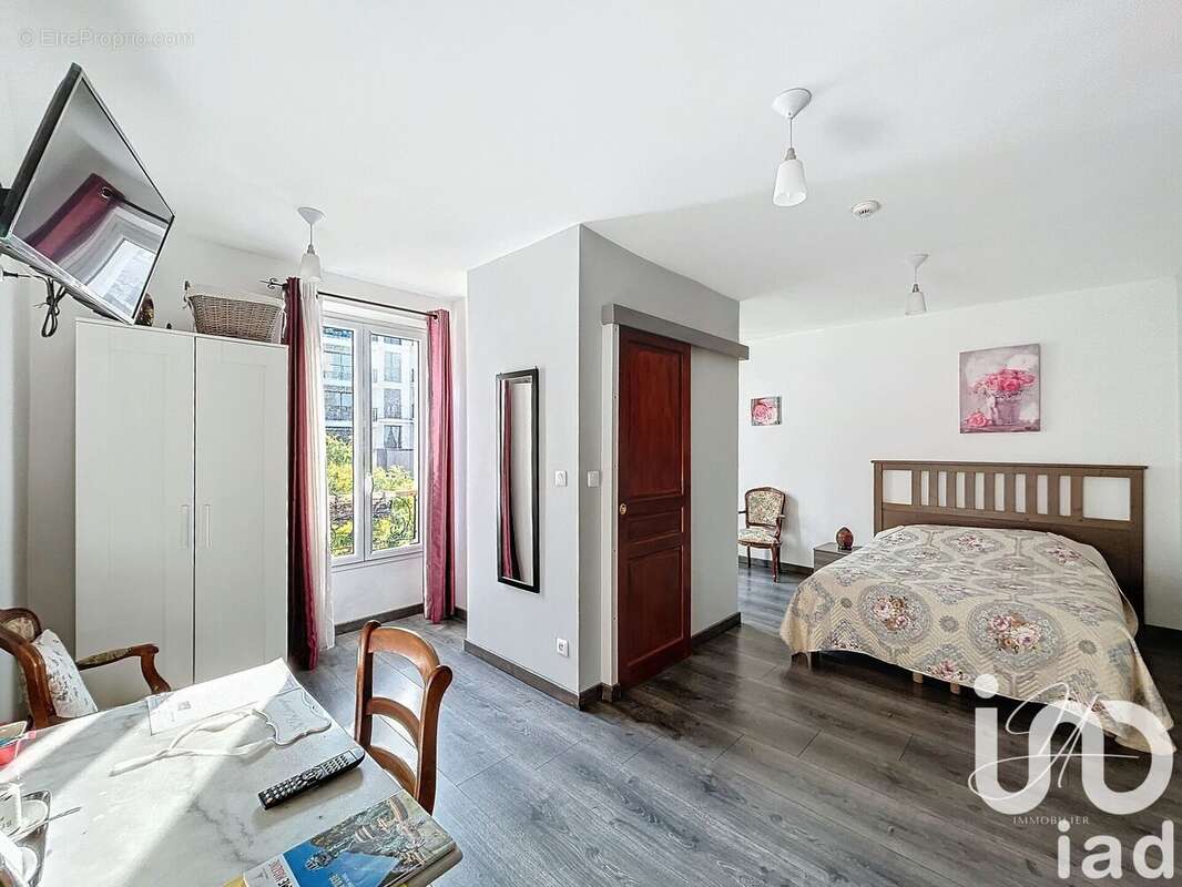 Photo 8 - Appartement à MONTROUGE