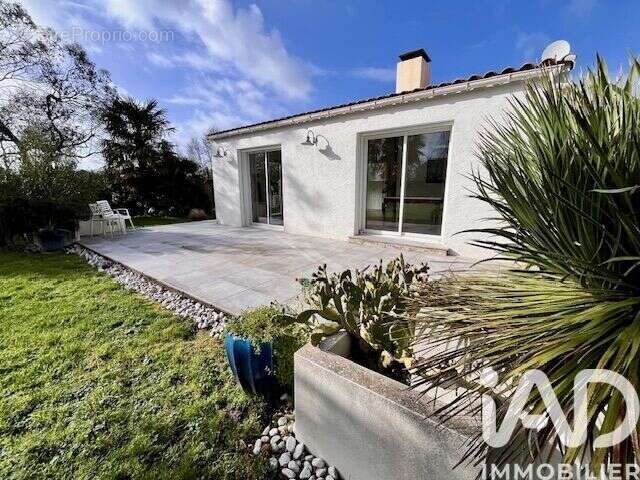 Photo 2 - Maison à CHALLANS