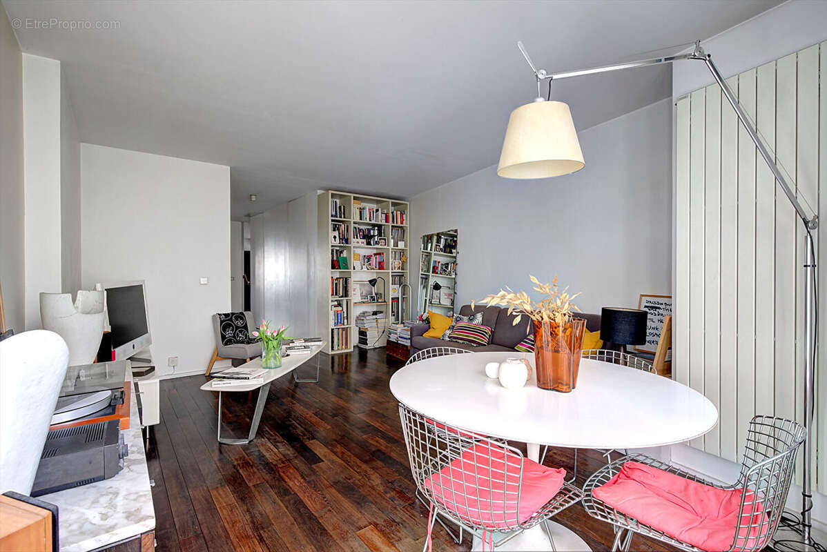 Appartement à PARIS-18E