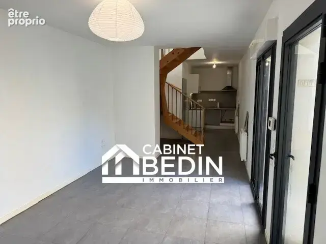 Appartement 3 pièces 60 m² à vendre à Bordeaux (33300) - photo 3