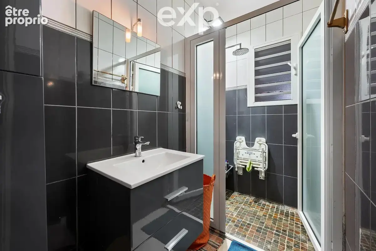 Maison 6 pièces 197 m² à vendre à Saint-Joseph (97480) - photo 6