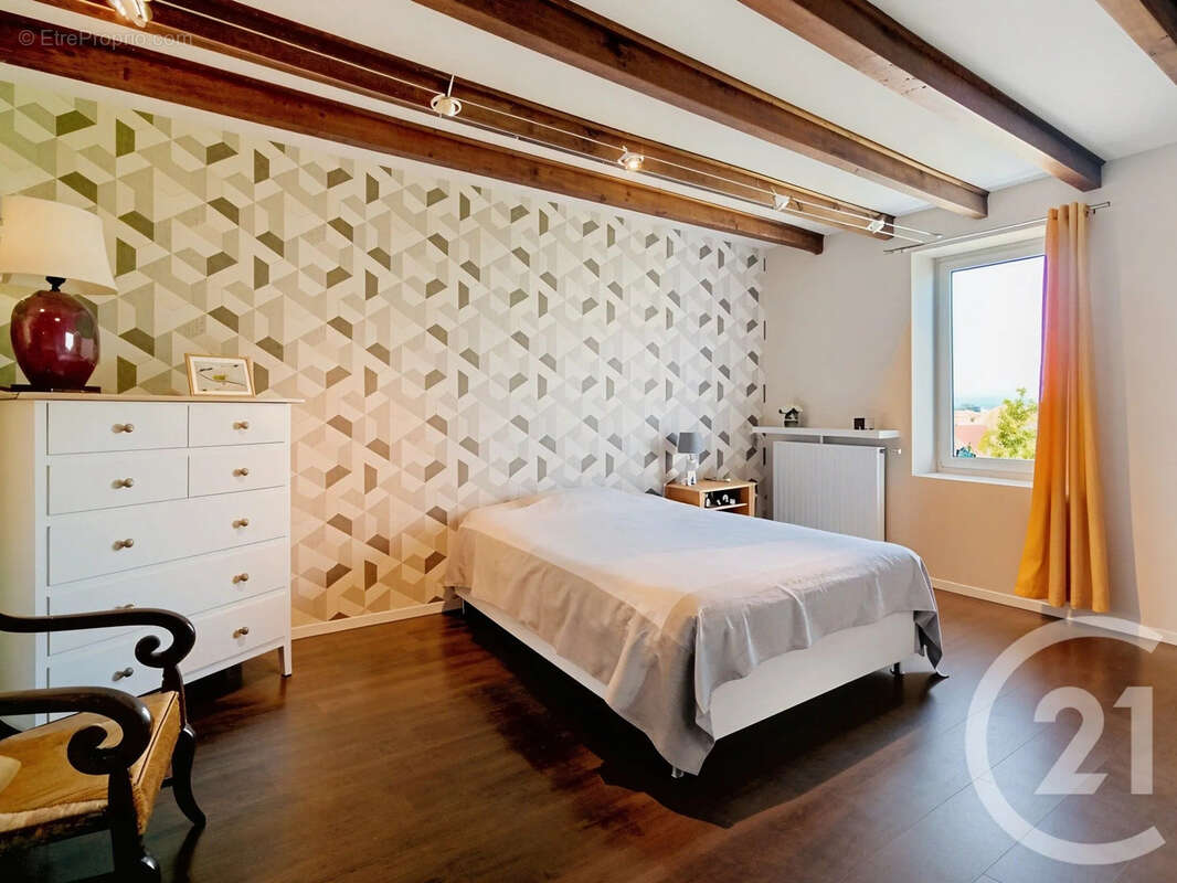 Maison à LES COTES-D'AREY