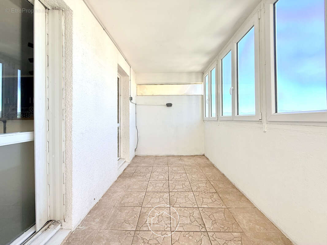 Appartement à MARSEILLE-11E